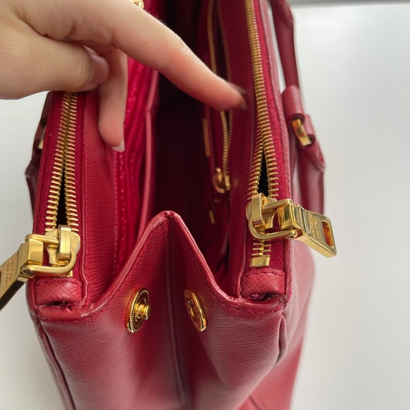 Prada Galleria Saffiano leather extra large bag - Picture 7 of 11